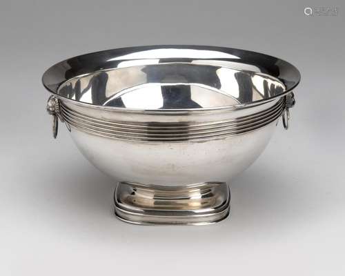 A Dutch silver rinsing bowl