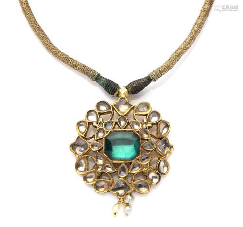 A 20k gold Indian necklace