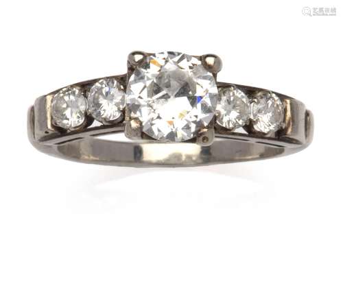 A 14k gold diamond ring