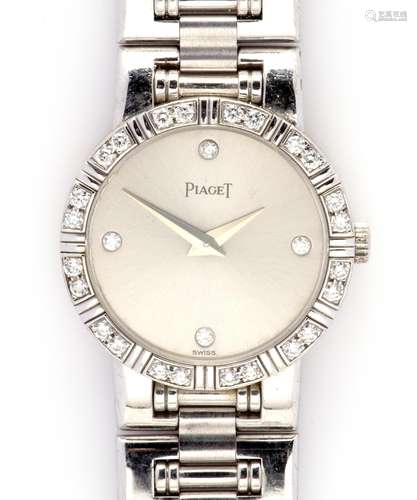 An 18k white gold lady's wristwatch, by Piaget