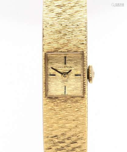 An 18k gold lady's bracelet watch, by Juvenia