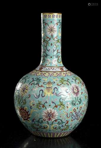 A POLYCHROME PORCELAIN BOTTLE VASE, TIANQIUPING China,