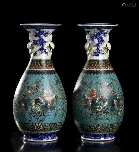 A PAIR OF CLOISONNÃ‰ DECORATED PORCELAIN VASES Japan,