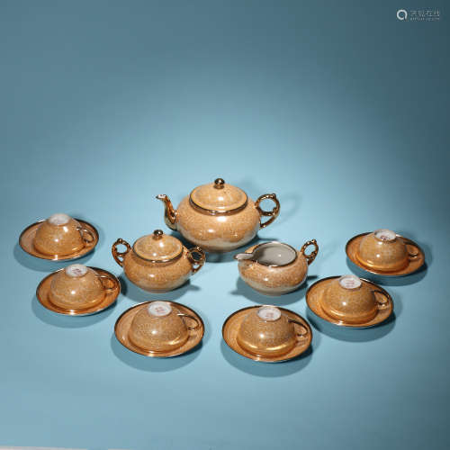 民国 赭地金彩福寿纹茶具一组15件
