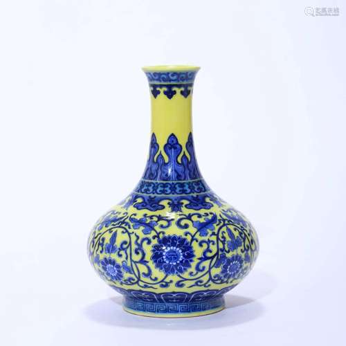 Yellow Ground & Underglaze Blue Bottle Vase