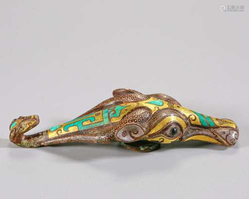 A Chinese Silver Inlaid Parcel Gilt Bronze Belt-hook