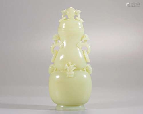 A Chinese Carved Jade Vase Qing Dyn.