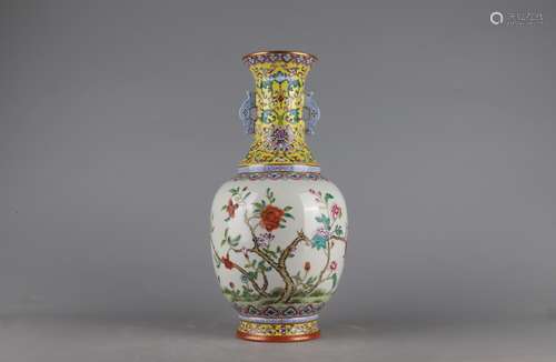 Chinese Famille Rose flower vase