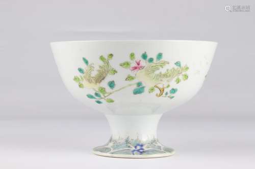 Powder enamel bowl with high foot