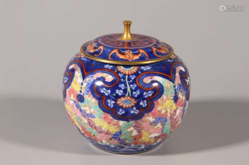 Chinese Famille Rose Lidded Pot