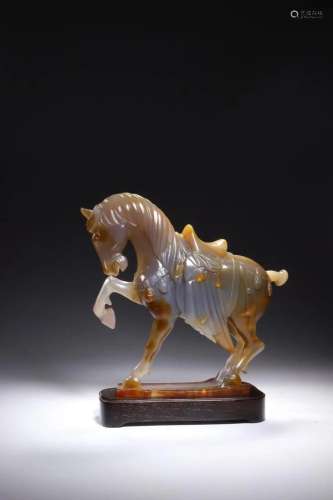 AGATE CARVING EFFIGY OF A STEED
