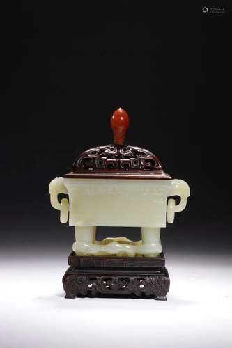 CREAMY JADE CARVING SQUARE CENSER