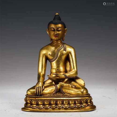 A Gilt Bronze Sakyamuni Statue