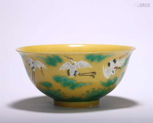 A Sancai Glaze Cranes Porcelain Bowl