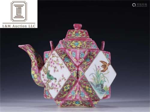 A Chinese Famille Rose Porcelain Teapot