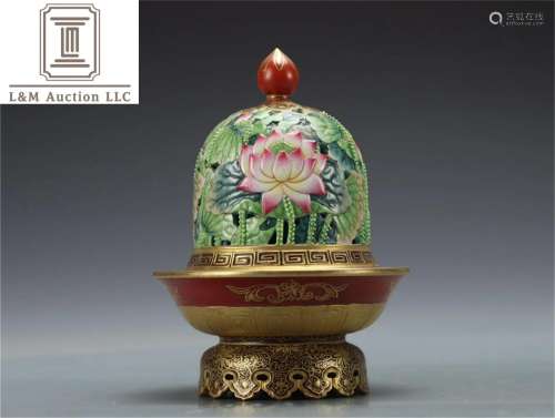 A Chinese Famille Rose Porcelain Incense Burner with