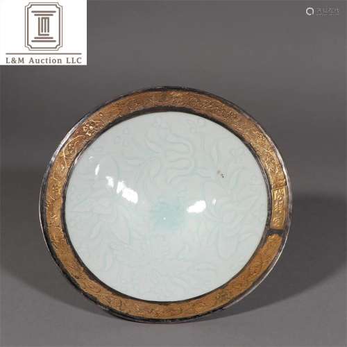 A Chinese Flower Patterned Porcelain Bowl