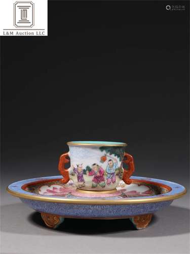 A Chinese Famille Rose Porcelain Cup