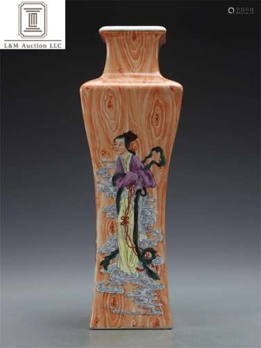 A Chinese Famille Rose Porcelain Figure Vase