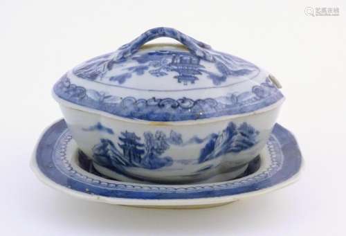 A Chinese blue and white soup tureen of quatrefoil…