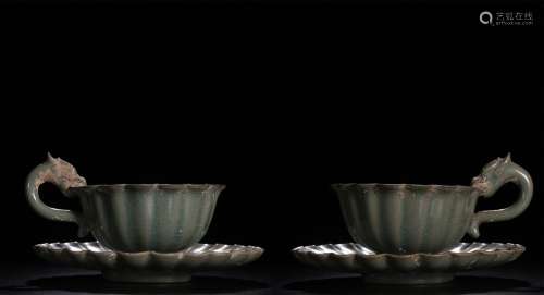 A Pair of Chinese Cups