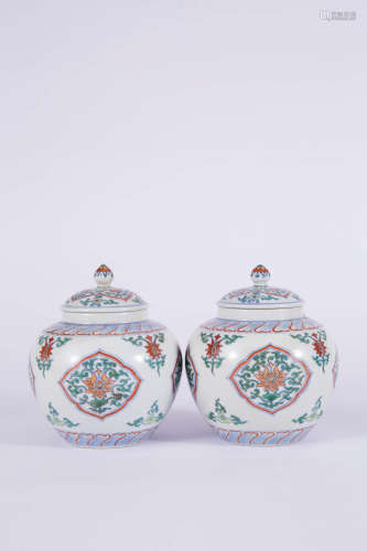 A Pair of Doucai Glaze Tea Caddies