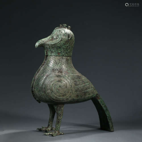 A Bronze Ritual Bird-Form Zun