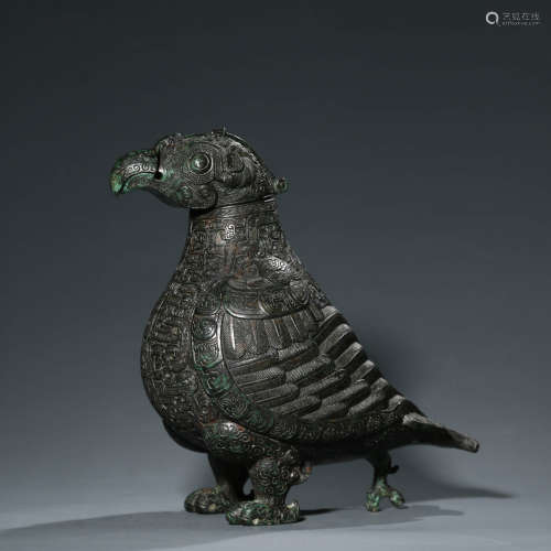 A Bronze Ritual Bird-Form Zun
