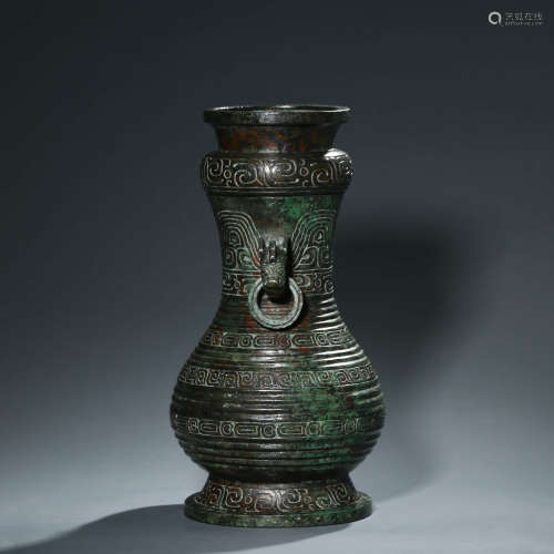A Bronze Ritual Double-Eared Vase