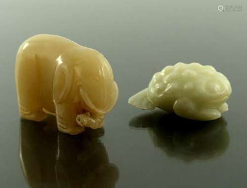 Two Chinese jade carvings, including a t