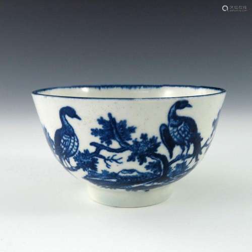 A Worcester blue and white tea bowl, cir