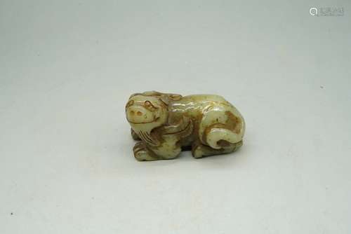 A Jade Beast Figure Ornament