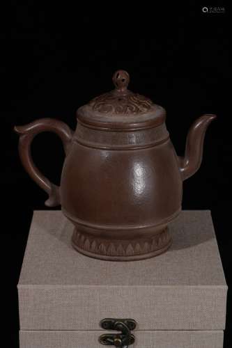 A Purple Clay Tea Pot
