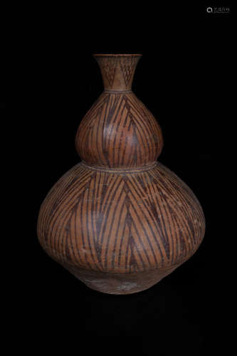 A Gourd Shape Pottery Pot