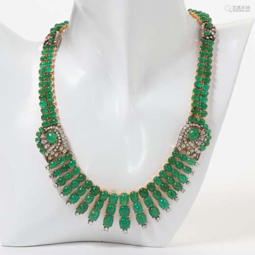 A YELLOW AND WHITE GOLD EMERALD AND DIAMOND FRINGE NECKLACE