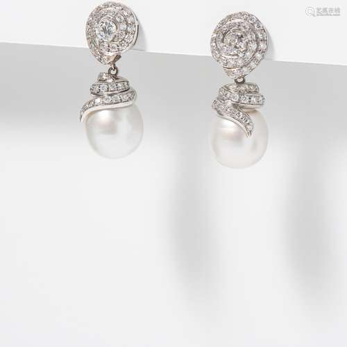 A PAIR OF DIAMOND AND SOUTH SEA PEARL EARRINGS