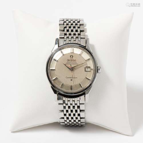 A STAINLESS STEEL OMEGA CONSTELLATION WRISTWATCH