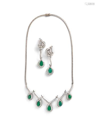 EMERALD NECKLACE & EARRINGS DEMI-PARURE