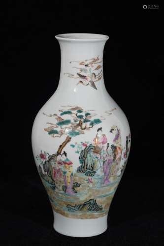 A Famille Rose Character Pattern Porcelain Vase