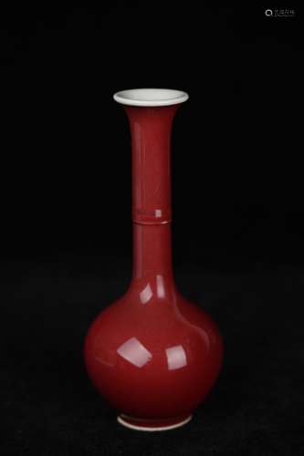 A Red Glaze Porcelain Vase