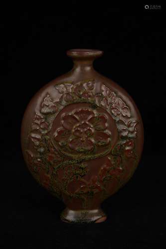 A Yaozhou Kiln Flower Pattern Porcelain Vase