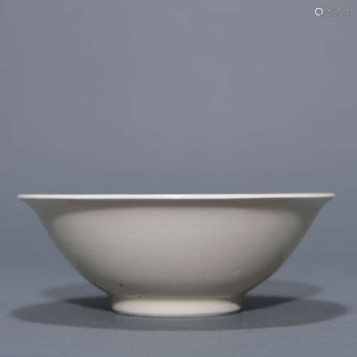 White Glaze Flaring Bowl