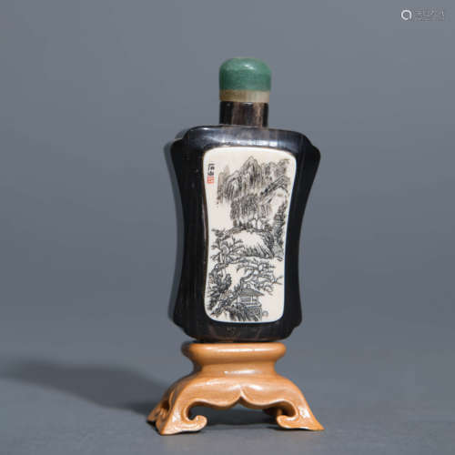 Inlaid Landscape Snuff Bottle