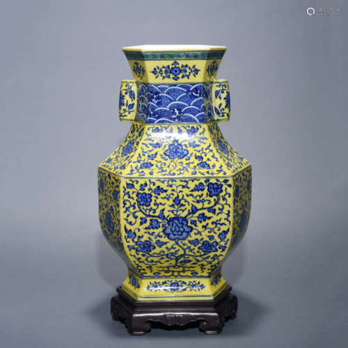 Yellow-Ground and Underglaze Blue Interlocking Lotus Hexagon...