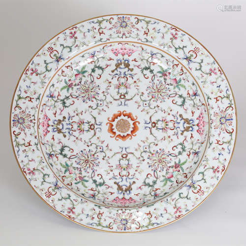 Chinese Fencai flower porcelain plate，19th