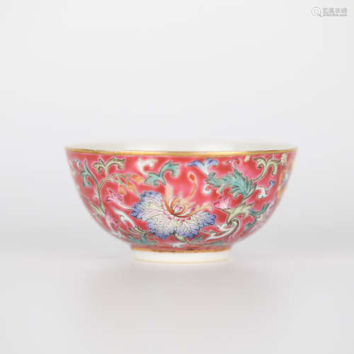 Chinese Fencai flower pattern porcelain tea bowl