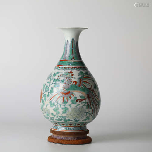 Chinese doucai Phoenix porcelain vase，19th