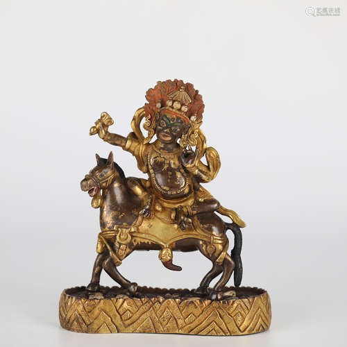 Bronze gilded statues in ancient China,18th