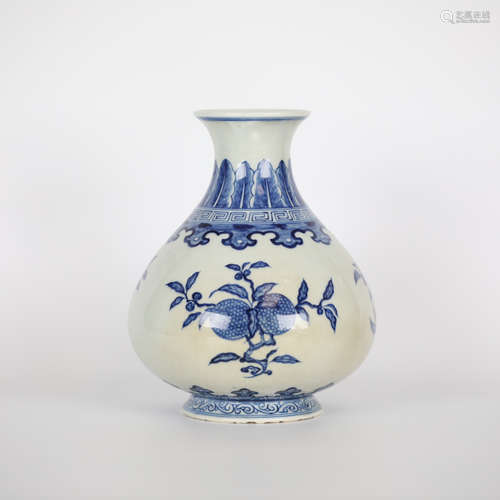 Ancient Chinese melon and fruit porcelain vase, Qing Dynasty