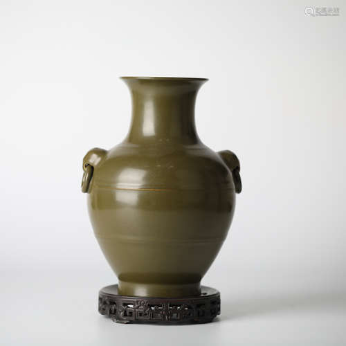 Chinese tea glazed porcelain bottle